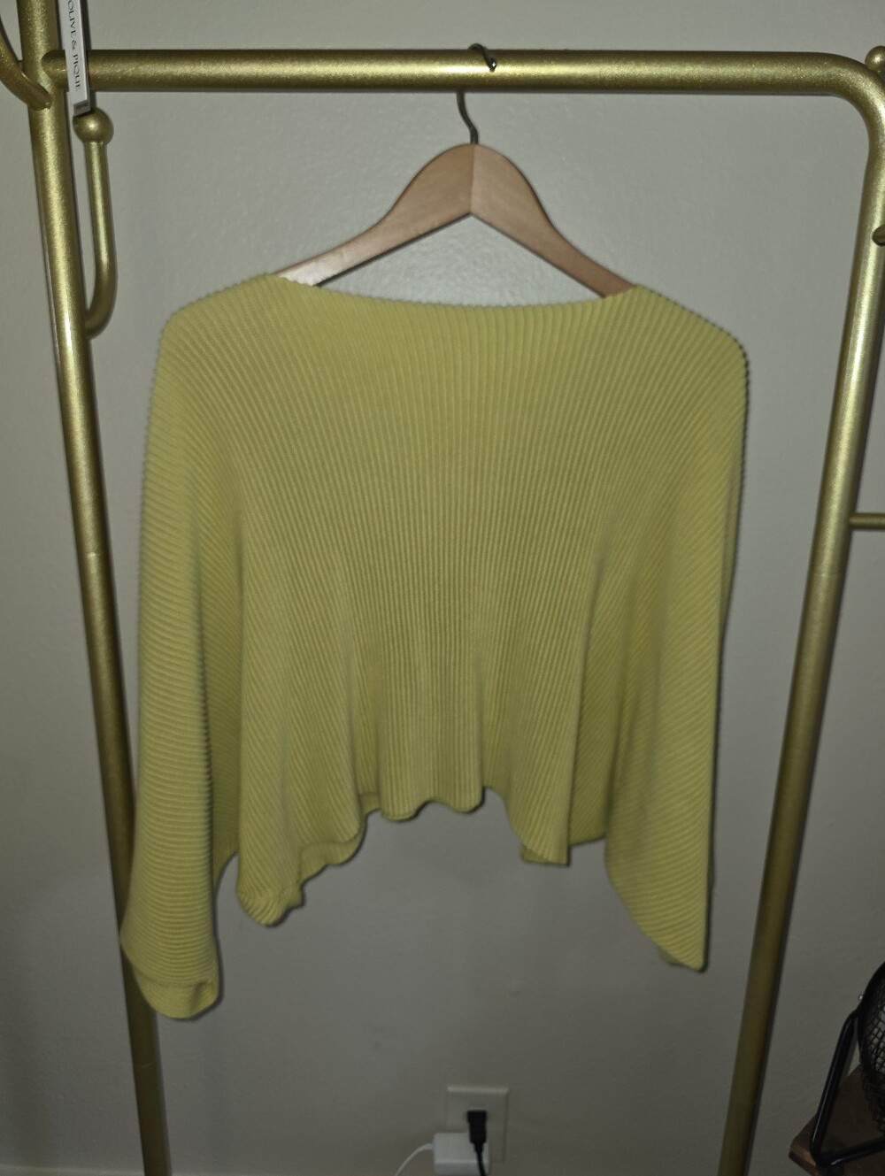 MarlaWynne popover sweater Size Medium In Lime Green - Picture 3 of 9